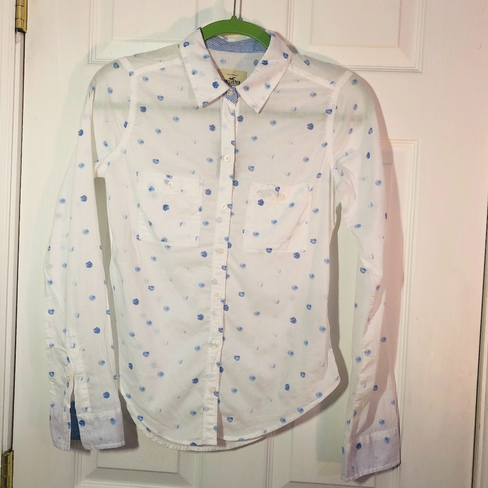 Hollister White with Blue Polka Dots Button Up